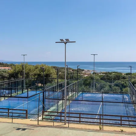 فندق Cala Lupo 4*