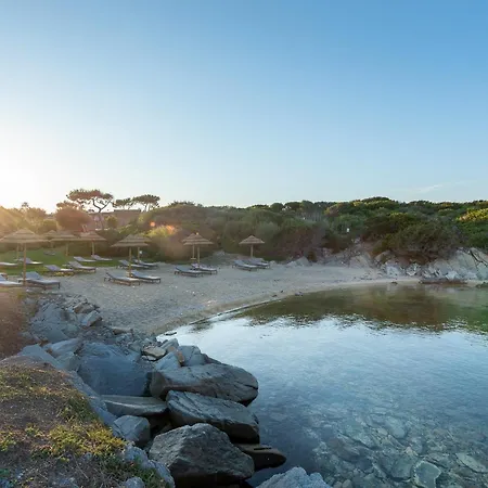 Cala Lupo Hotel